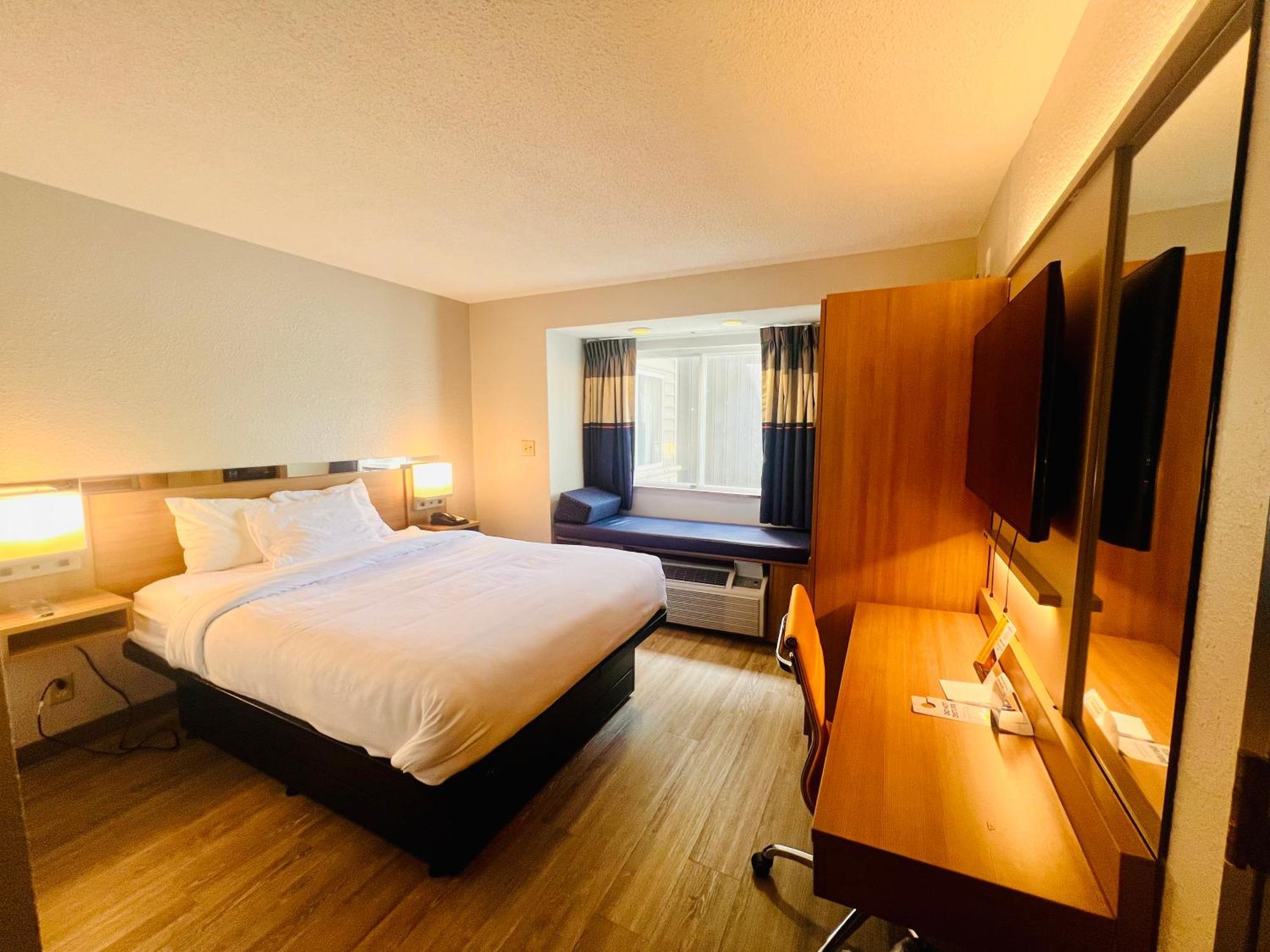 Microtel Inn By Wyndham Лексингтон Экстерьер фото