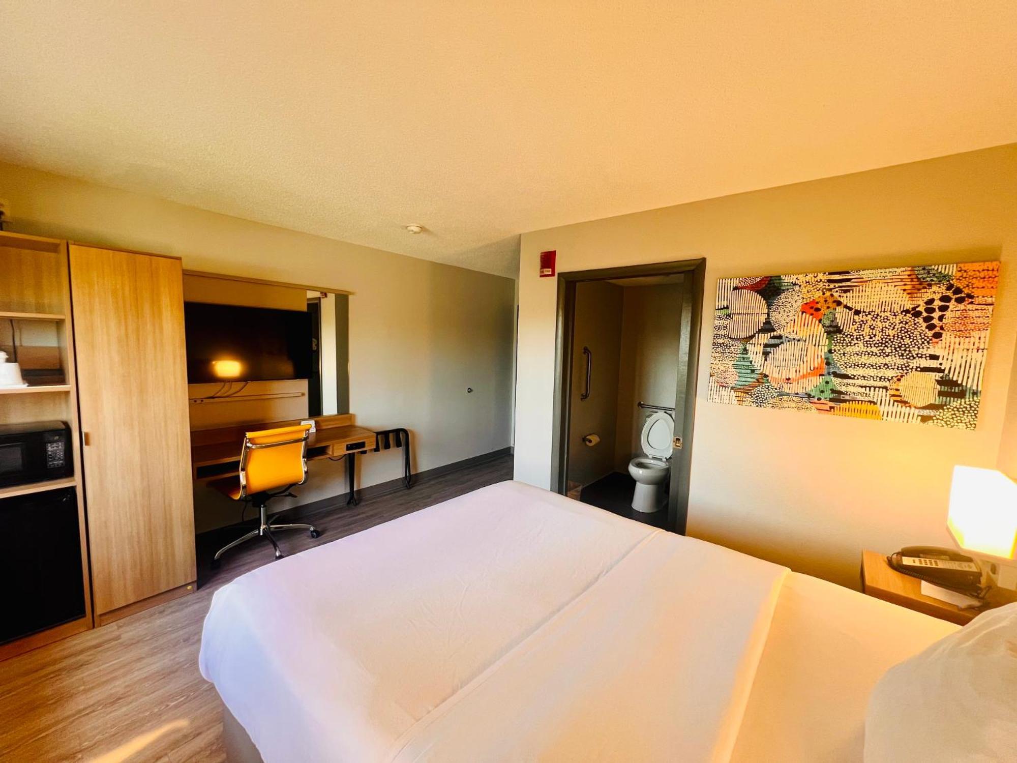 Microtel Inn By Wyndham Лексингтон Экстерьер фото